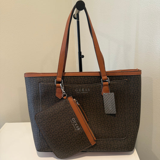 Guess purse with wallet