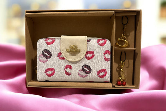 Kiss Coach wallet with 2 Charms 